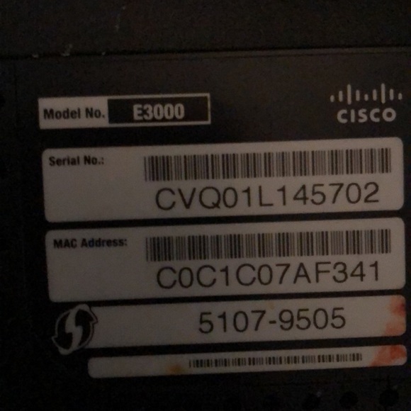 Cisco Linksys E3000 Wireless Router - Picture 3 of 3
